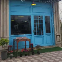 نیازمند کمکی برای رستوران