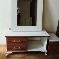 آینه و کنسول