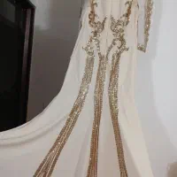 لباس عروسی|لباس|خوی, |دیوار