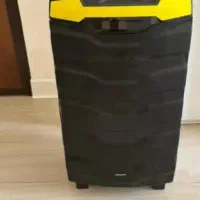 اسپیکر نو با میکروفن و تمام وسایل