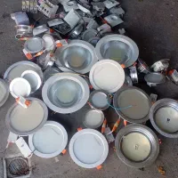 لامپ وکلید و پرس وفیوز|لامپ و چراغ|بانه, |دیوار