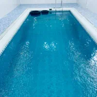 باغ‌۱۰۰۰متری جنگلی با استخر۴۰متری و تراس ۱۰۰متری|اجارهٔ کوتاه‌مدت ویلا و باغ|نیشابور, باغرود|دیوار