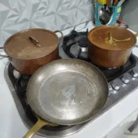 ضروف آشپز خانه دست ساز مسی با دسته های برنجی