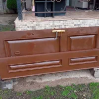 درب دو لنگه چوبی