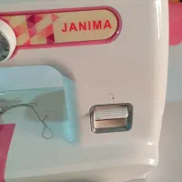 چرخ خیاطی ژانومه