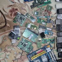 گوشی ساده قدیمی . ۲۰۰ عدد اصلی .۵۰عدد لمسی|موبایل|ماهدشت, |دیوار