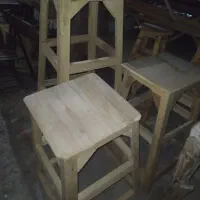 چهارپایه چوبی