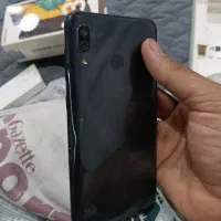 گوشی A30درجه یک فقط السیدیش ضربه خورده