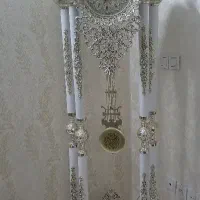 ساعت ایستاده طلایی و سفید