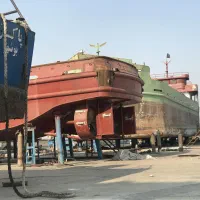 پیمانکاری جوشکاری و تعمیرات کشتی و سازه های دریایی