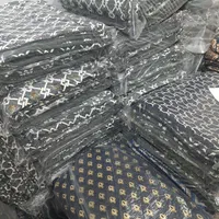 تولیدی روبالشی و رویه تشک و محصولات مشابه|رختخواب، بالش، پتو|قم, چهل درخت|دیوار