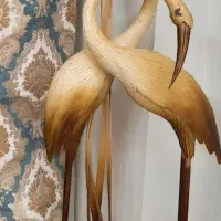 مجسمه لک لک چوبی زیبا