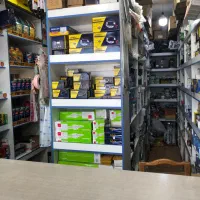 فروشنده لوازم یدکی