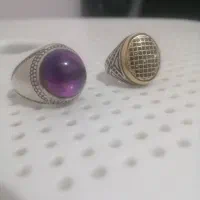 انگشتر نقره دوعدد 40 گرم وزن یکی اش خیلی قدیمیه