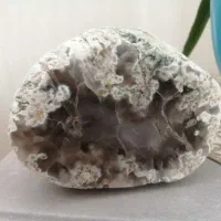 سنگ عقیق قیمتی با حاشیه شجر