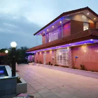 ۷۷۰ متر باغ ویلا در شهرک قدس / لاکچری