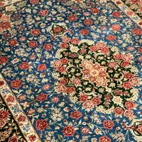 ذرع نیم تمام ابریشم قم رنگ زمینه ابی|فرش|تهران, سلسبیل جنوبی|دیوار