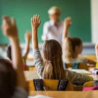 تدریس زبان فیزیک شیمی ریاضی برای تمامی سنین