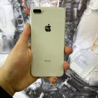 ایفون ۸پلاس سفید فوق العاده تمیز