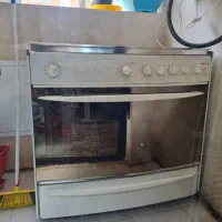 فر گاز ۵ شعله کاملا سالم و تمیز
