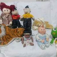 تعدادی عروسک دونه ۱۰۰ تا ۲۵۰