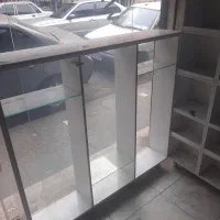 فروش چند عدد ویترین و ترازوی محک در حد|فروشگاه و مغازه|ری, شهرری|دیوار