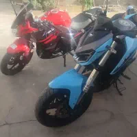 موتور مگلی 200 رنگ قرمز