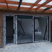 کارگر ونصاب حرفه ای پنجره upvc|خدمات پیشه و مهارت|پرند, فاز ۵|دیوار