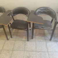 صندلی دانش آموزی در حد نو