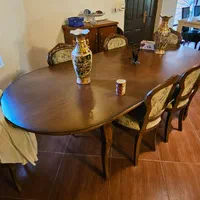 ناهار خوری ۸ نفره و ست مبل ۶ نفره