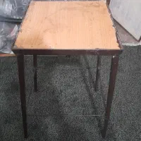 چهار پایه فلزی|صندلی و نیمکت|تهران, فدک|دیوار