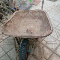 فرغون|ابزارآلات|مشهد, ثامن|دیوار