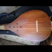 سه تار استاد نظری. خوش صدا و حرفه ای. نو و خوش طرح