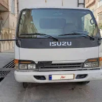 ایسوزو چهارچراغ ژاپنی مدل84