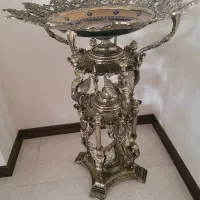 جامیوه ای کنار سالنی