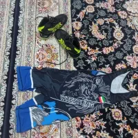 دوبنده کشتی و کفش کشتی