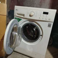 یخچال ماشین لباس شویی وسه تخته فرش دوازده متری|فرش|زرنه, |دیوار