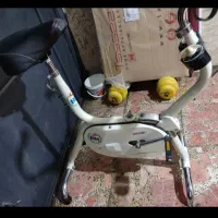 دوچرخه ثابت ورزشی