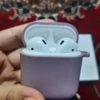 ایرپاد نو همراه با جعبه و قاب سالم