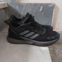 کتانی آدیداس سایز ۴۲