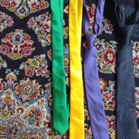 کروات|لباس|کرج, عظیمیه|دیوار