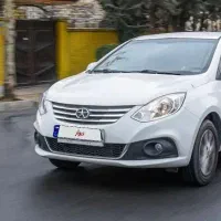 جک J4 مدل ۱۴۰۲