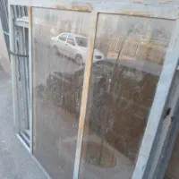 پنجره شیشه رفلکس