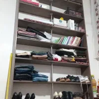 کتابخانه و قفسه