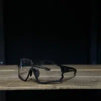 فروشنده خانم (فروشگاه لوازم ورزشی )