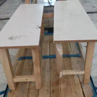 نیمکت و میز کار