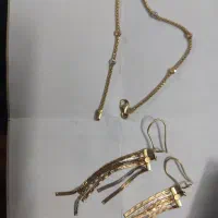 دستبند و گوشواره طلا به قیمت تابلو