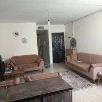 اپارتمان۲خوابه /۷۰متر/طبقه۳/ روبه نما/میدان سعدی