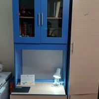 میز تحریر همراه صندل و کمد