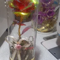گل مصنوعی داخل شیشه هدیه مناسب روز مادر